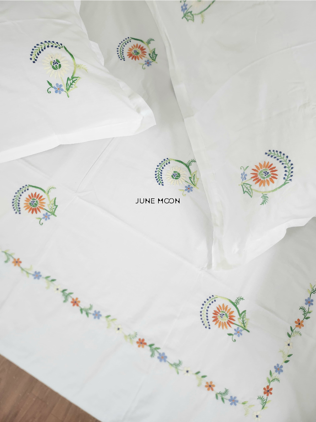 Celine - Embroidered Bedsheet Set