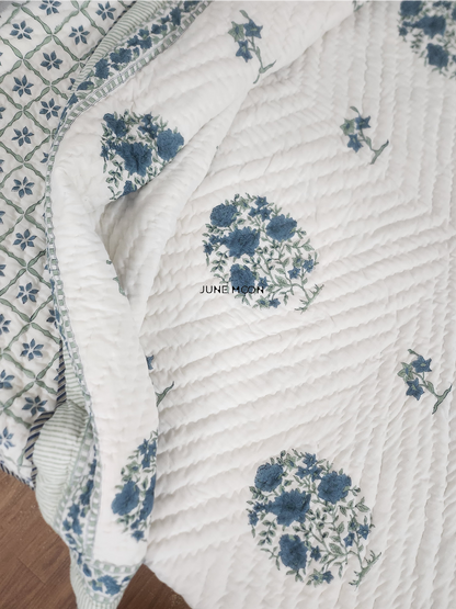 Saanjh - Set of Quilt &amp; Bedsheet