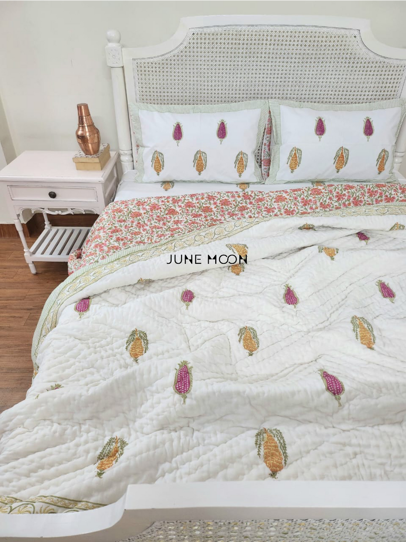 Golden Oak - Set of Quilt & Bedsheet