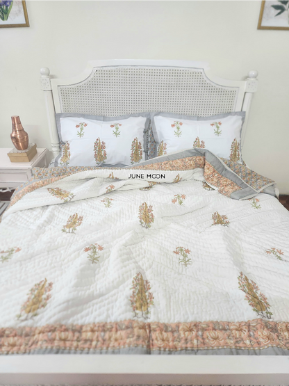 Mandarin Garden - Set of Quilt &amp; Bedsheet