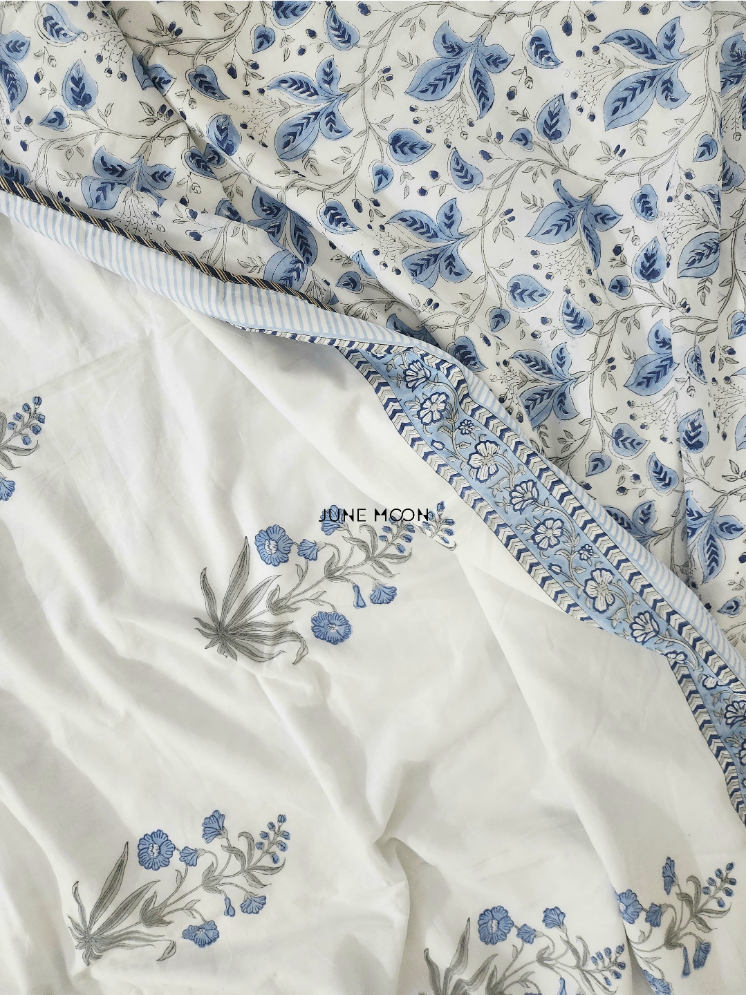 Falak - Set of Dohar &amp; Bedsheet