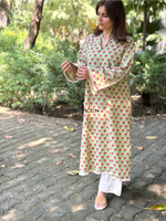 Load image into Gallery viewer, Nargis - Loose Fit Kurta

