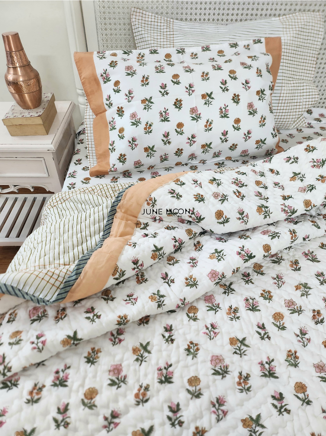 Barfi - Set of Quilt &amp; Bedsheet