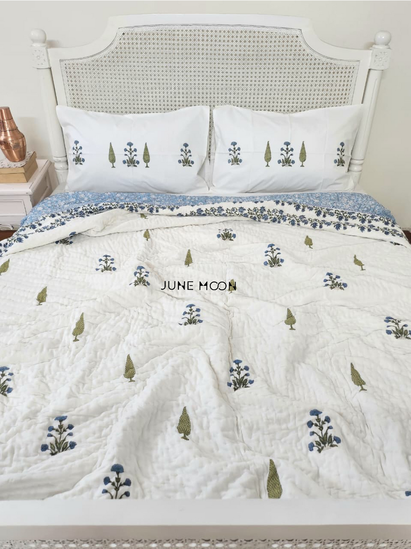 Chandni Bagh - Block Printed Muslin Quilt (108*108 Inch)