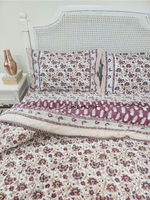 Load image into Gallery viewer, Gehna - Set of Quilt &amp; Bedsheet
