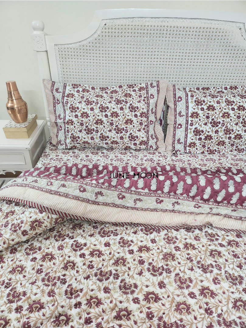 Gehna - Set of Quilt & Bedsheet