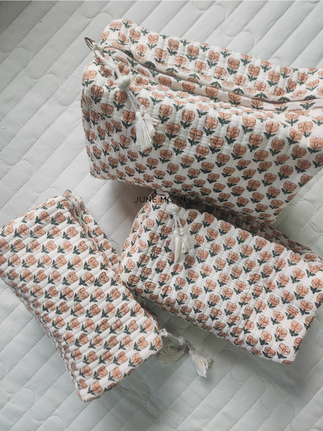 Naveli - Set of 3 Cosmetic Bags