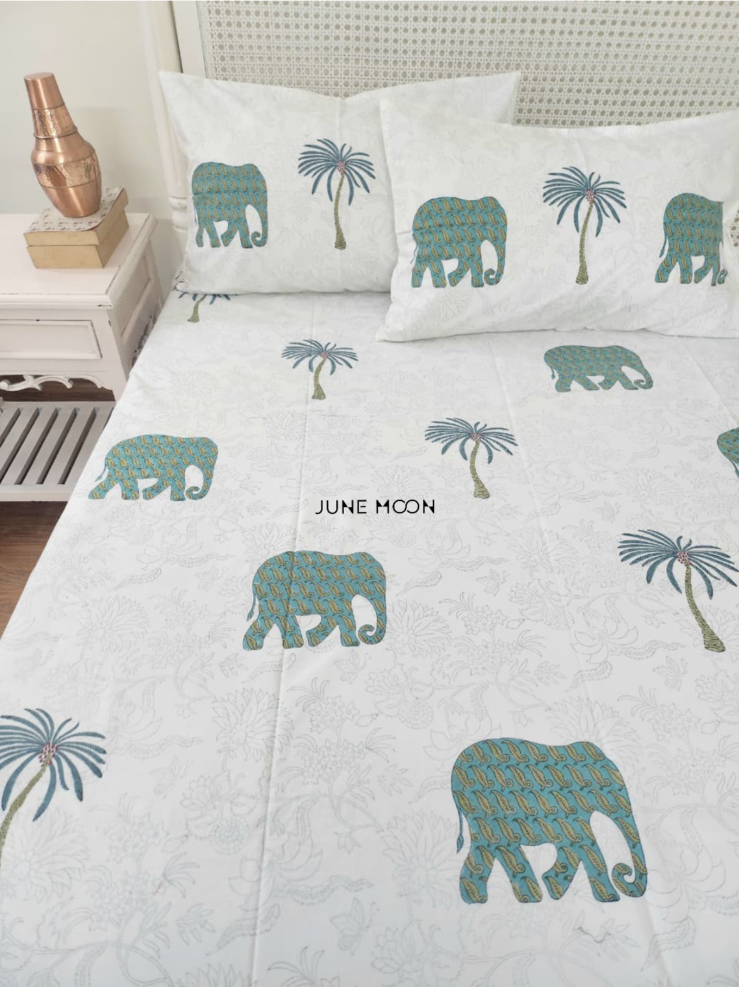 Regal Reign - Block Printed Bedsheet Set