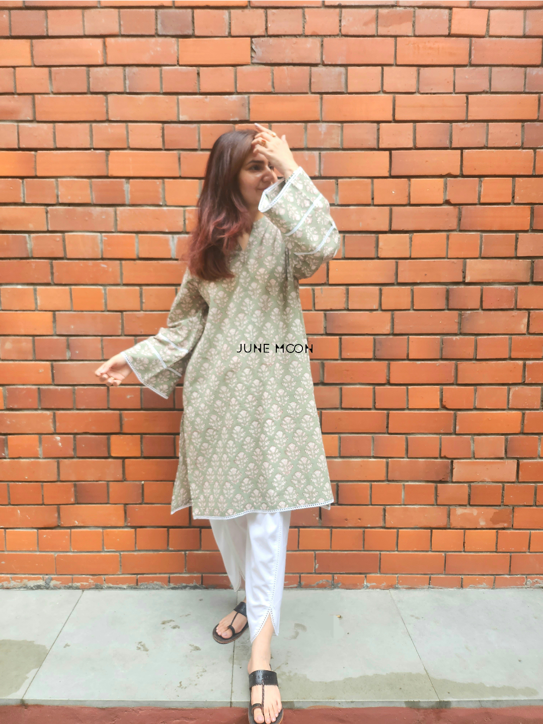 Parizaad Set - Kurta &amp; Pants