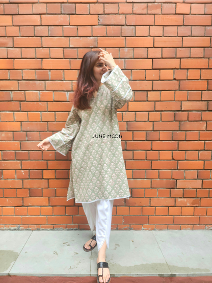 Parizaad Set - Kurta &amp; Pants
