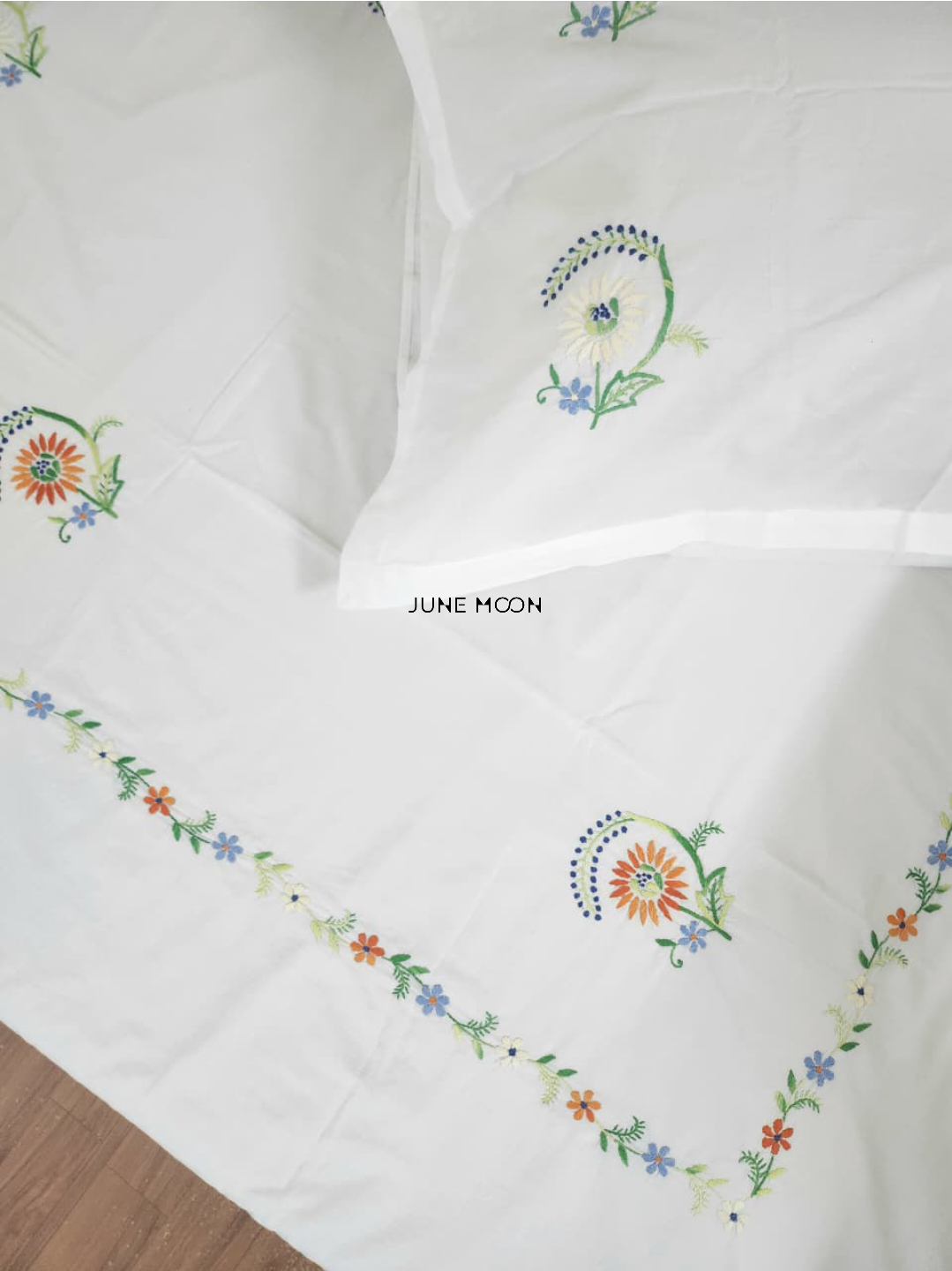 Celine - Embroidered Bedsheet Set