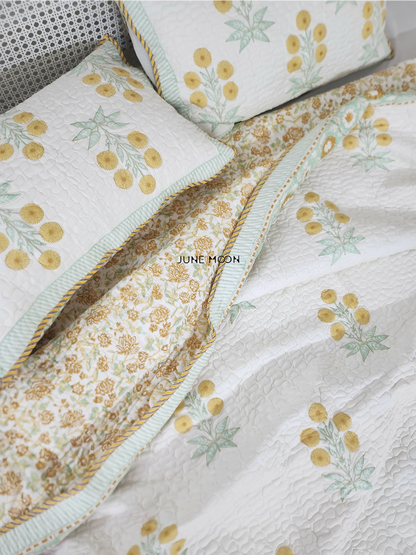 Meethi Dhoop - Quilted Bedcover Set