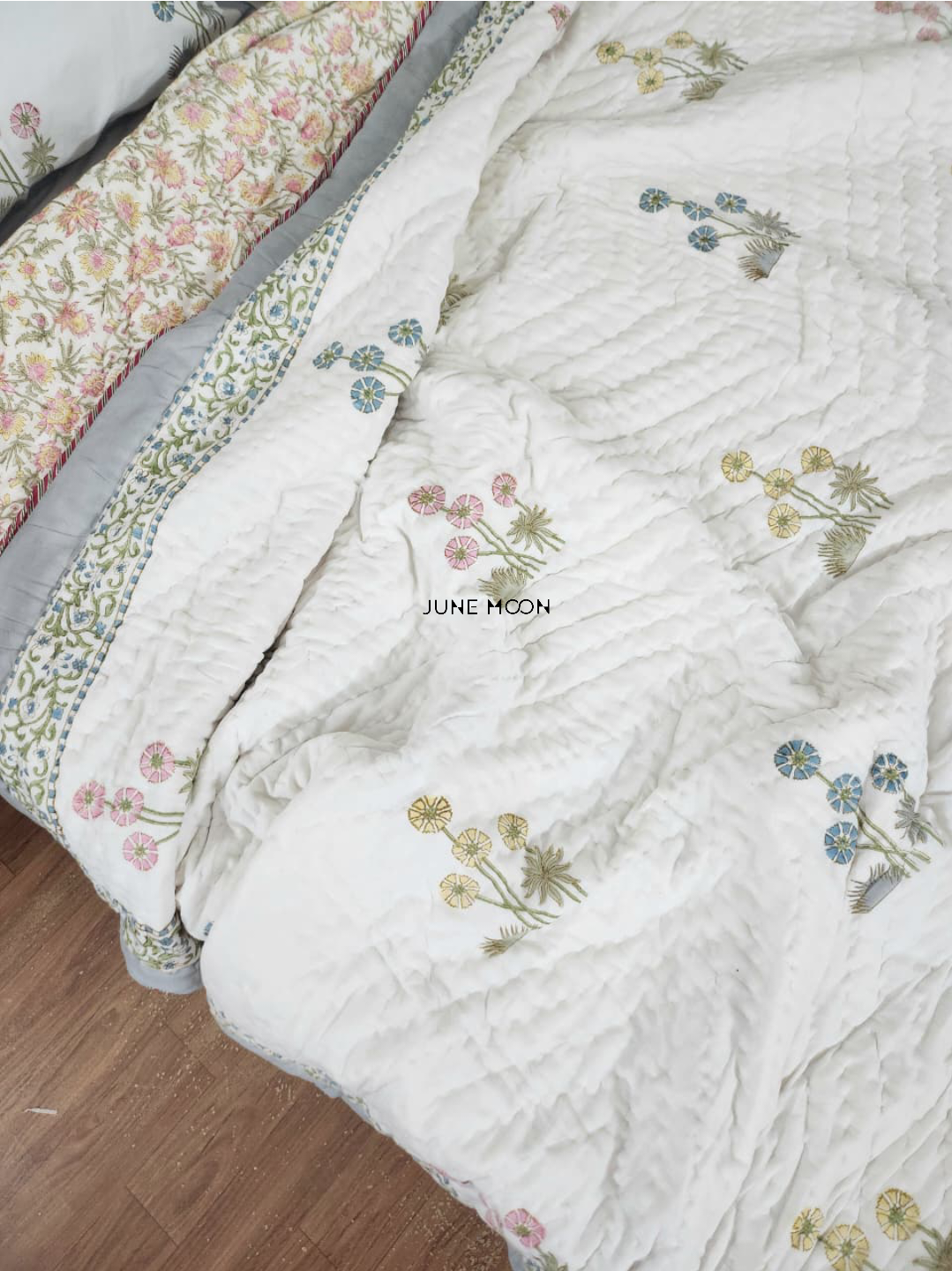 Countryside - Set of Quilt &amp; Bedsheet