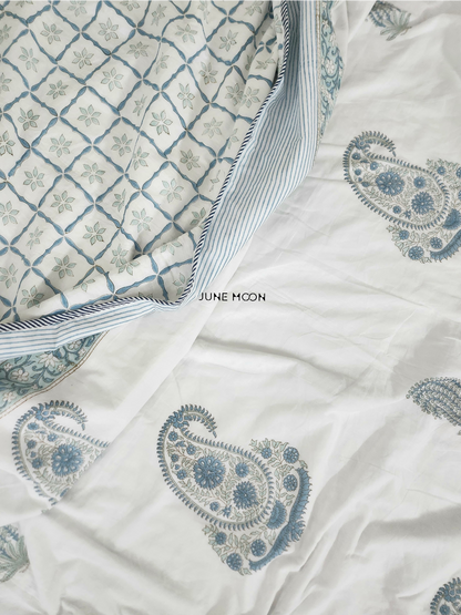 Midnight In Milan - Set of Dohar &amp; Bedsheet