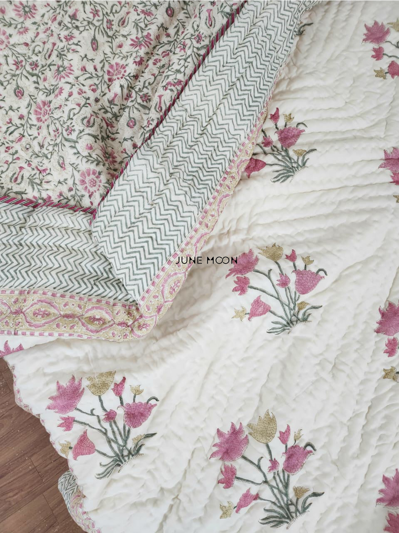 Umang - Set of Quilt & Bedsheet (Cream Base)