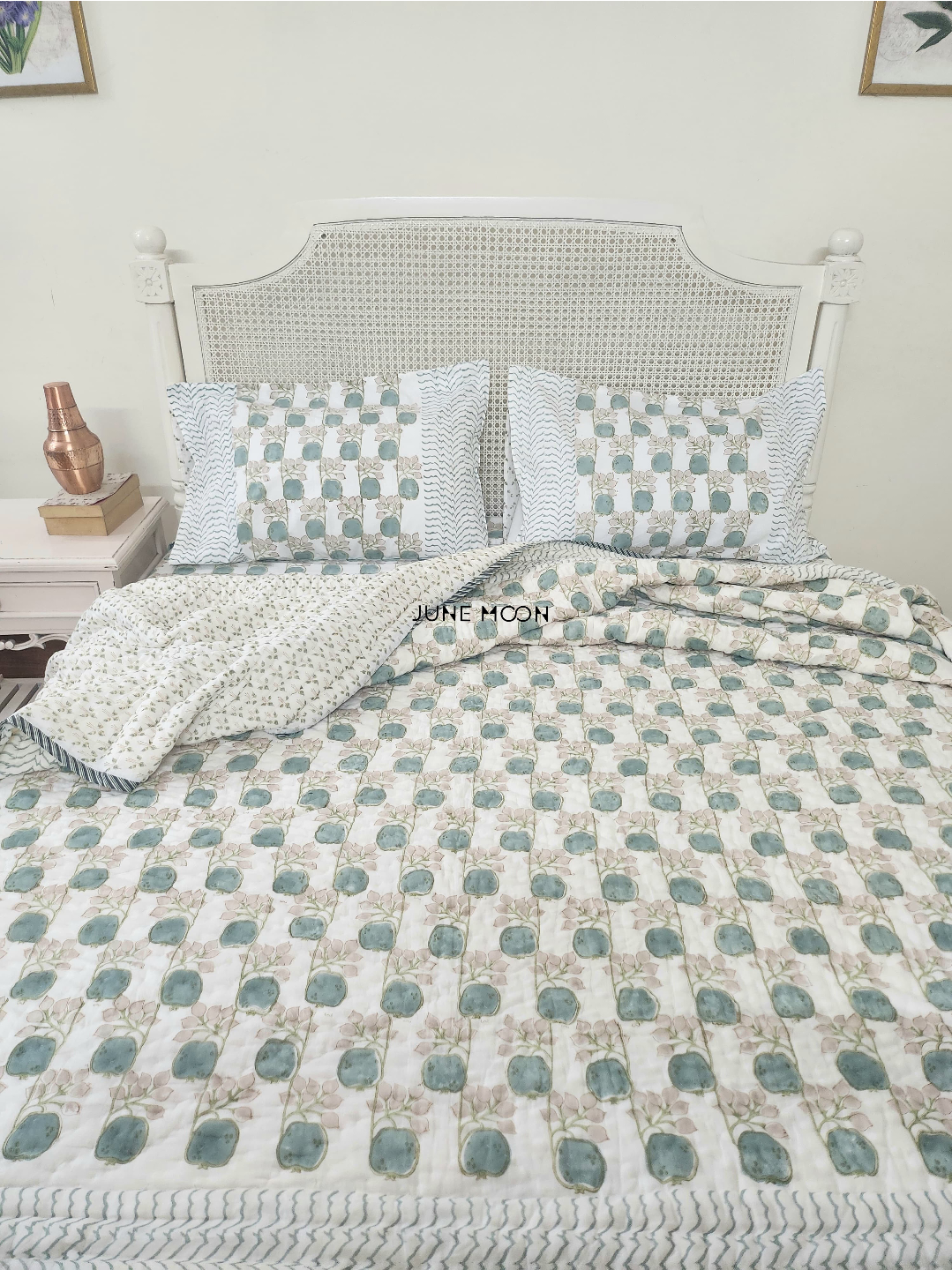 Zehnaseeb - Block Printed Muslin Quilt