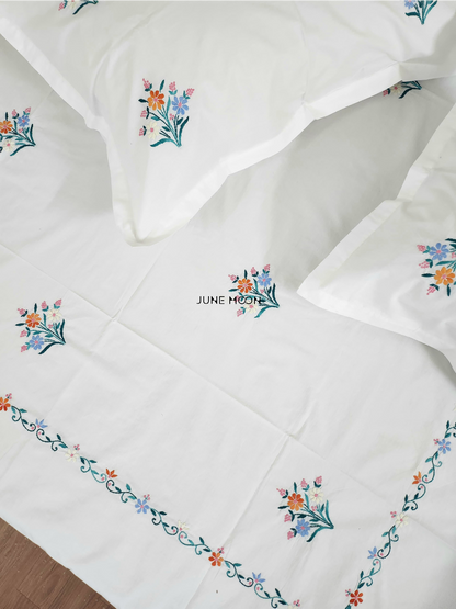 Daisy - Embroidered Bedsheet Set