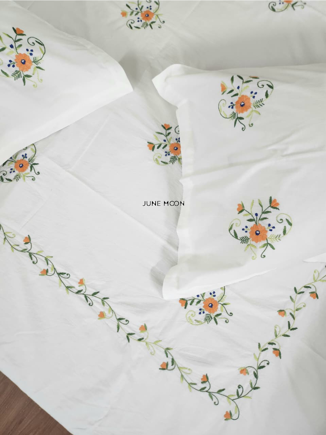 Ginger - Embroidered Bedsheet Set