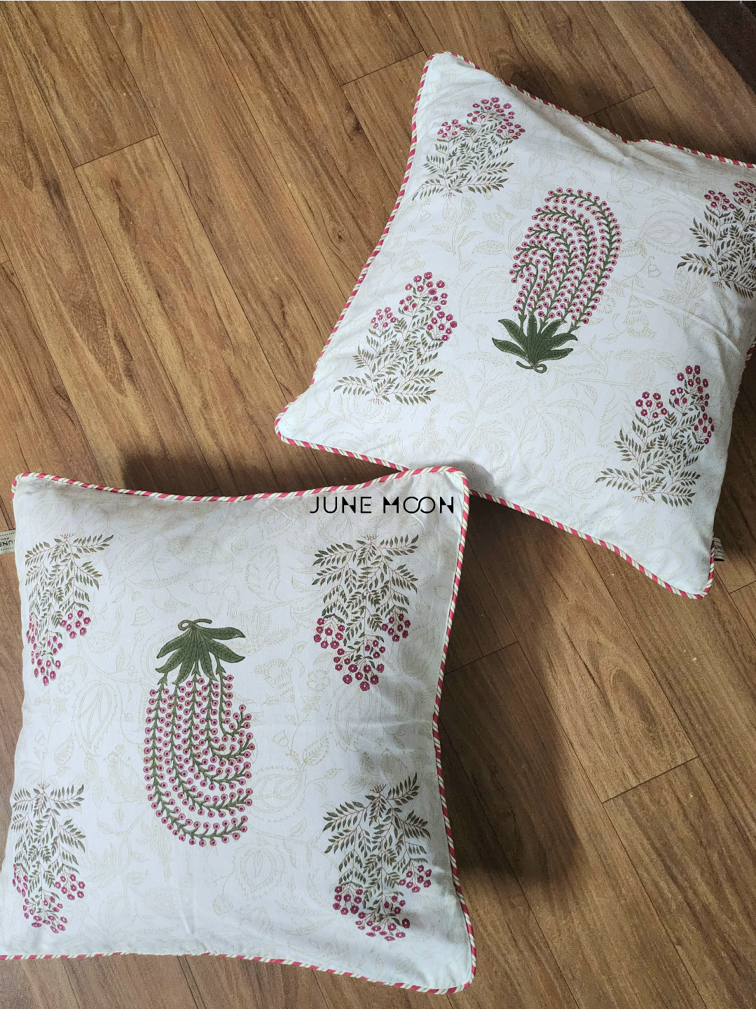 Maahru - Set of 2 Cushion Covers