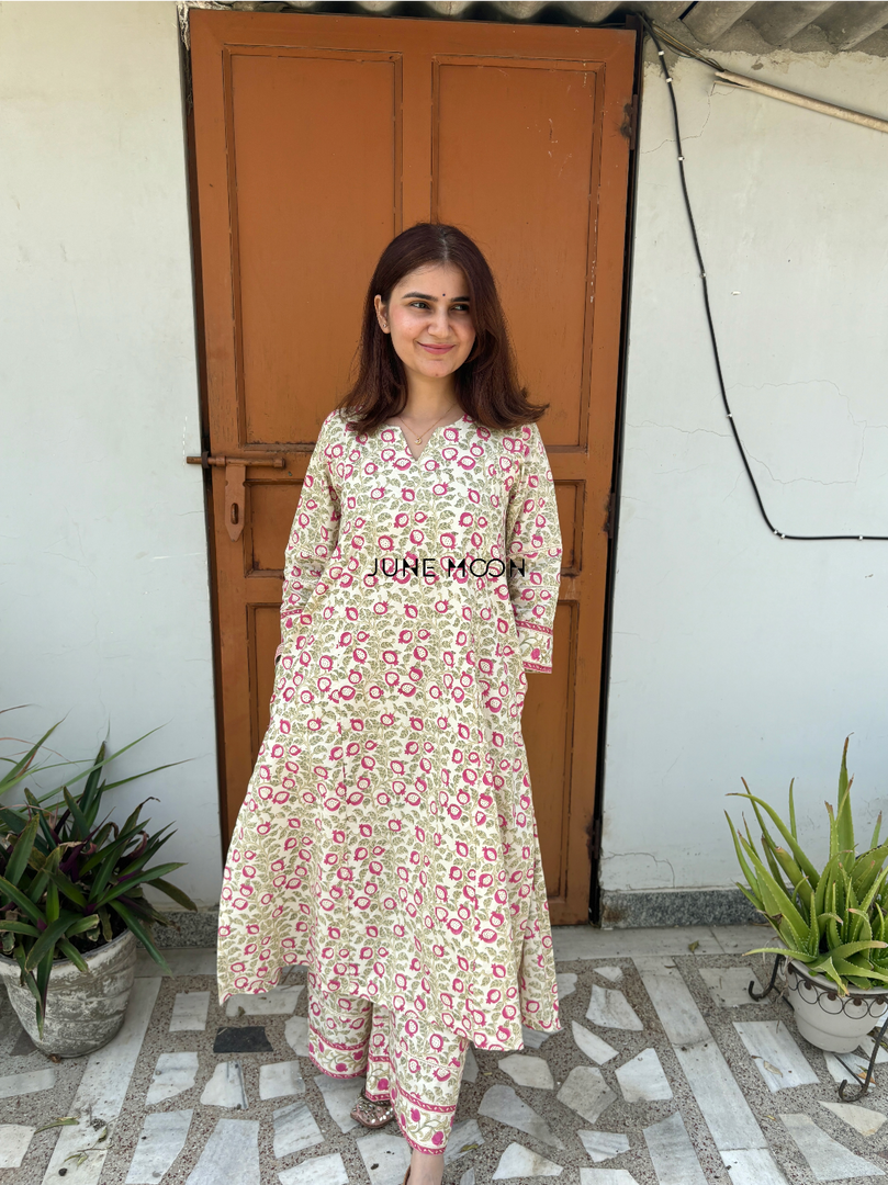 Dilnaaz - Block Printed Set of Kurta & Pants