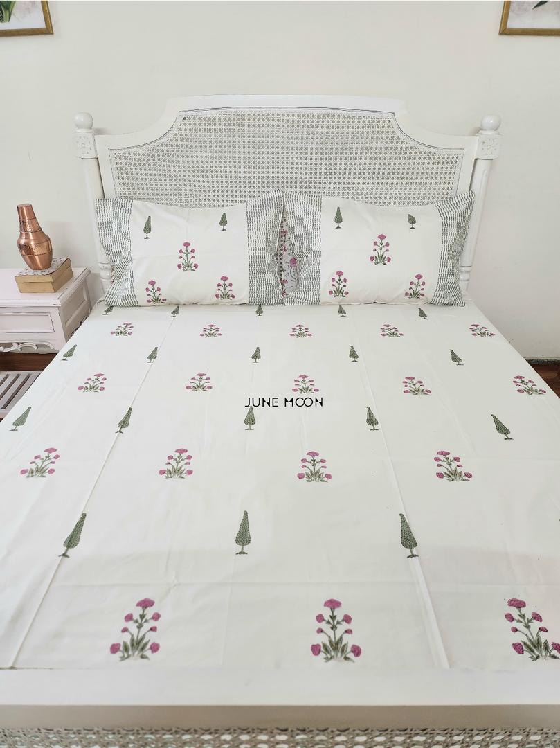 Afsaana - Block Printed Bedsheet Set (Cream Base)